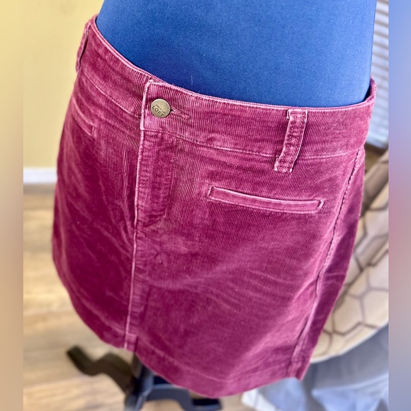 EUC LOFT Maroon Corduroy Mini Skirt - Picture 5 of 10